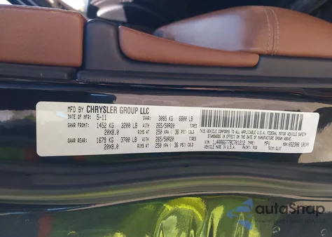 2011 Jeep Grand Cherokee Overland z USA, uszkodzony, nr VIN 1J4RR6GT7BC701212